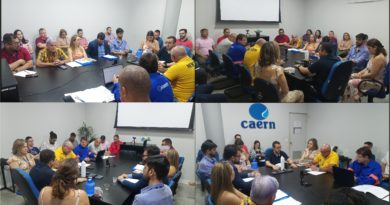 Caern e trabalhadores debatem a Pauta Unificada